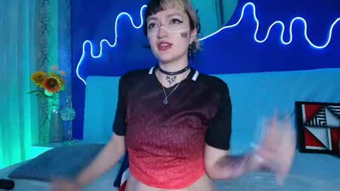 Jean online show from May 8, 8:14 pm