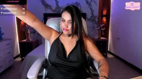 Jeen Taylor online show from May 2, 9:09 pm