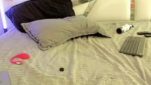 jei_7m online show from September 11, 1:34 pm