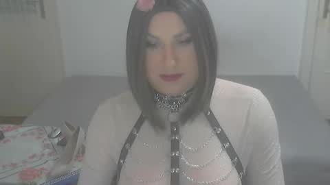 Jellena online show from November 12, 6:43 pm