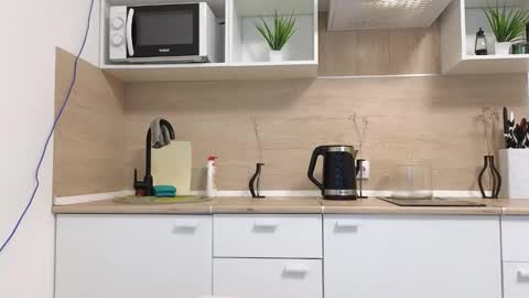 Emily online show from December 2, 8:14 am