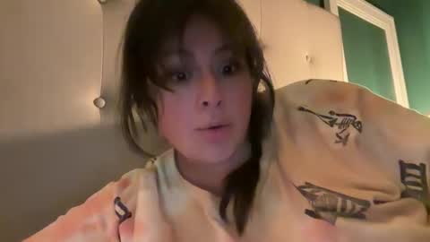 Snapshot of jellybeanin chatting on January 29, 1:17 pm Jelli online show from January 29, 1:17 pm