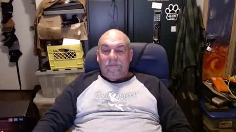 jellyzz online show from December 18, 3:15 am