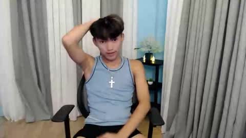 jemart_urnaughtboy online show from April 20, 2:09 pm