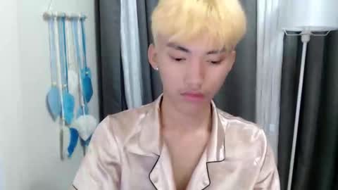 jemart_urnaughtboy online show from June 6, 2:34 pm