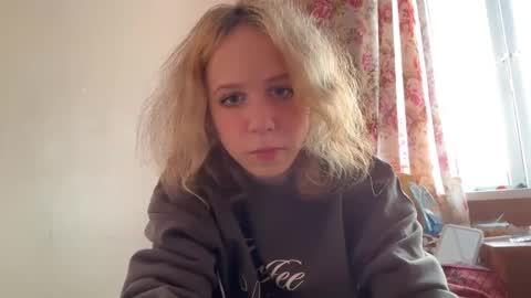 Jessica online show from March 27, 8:26 am