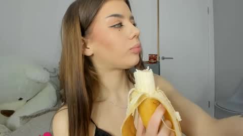 Dolly online show from February 27, 4:21 pm