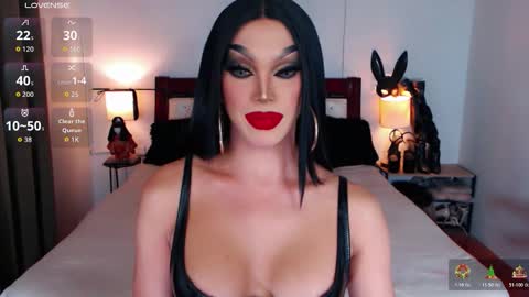 Queen Jenifer online show from December 23, 7:47 am