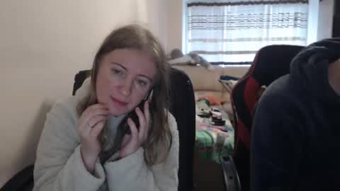 JenisAndPeter online show from November 10, 6:49 am