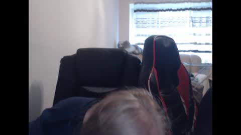 JenisAndPeter online show from April 1, 3:09 pm