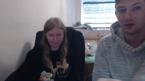 JenisAndPeter online show from November 21, 12:25 pm