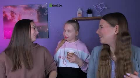 jenna_elayne online show from December 15, 9:38 am