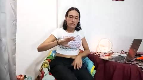  Isabella  online show from December 4, 7:30 am