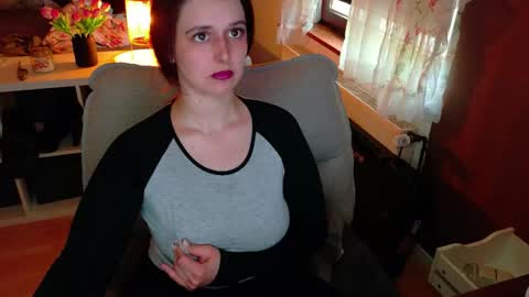 jennasxy19 online show from April 21, 12:01 pm
