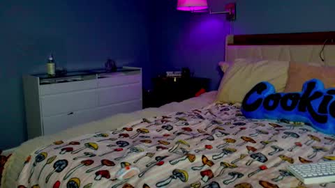 Jenna J. Morrison online show from March 3, 12:17 am