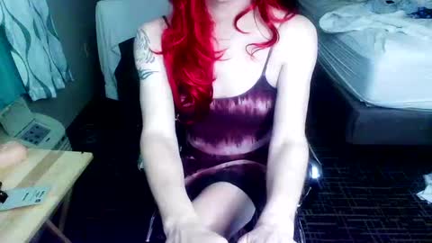 Jenna Cross online show from February 5, 3:13 am