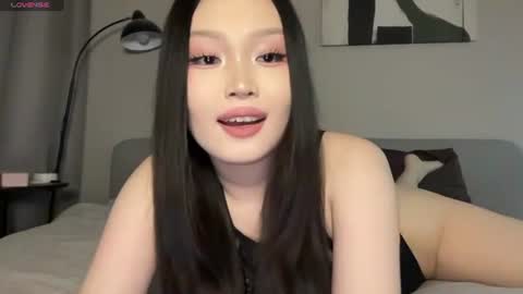 jennie_yung online show from July 10, 10:58 pm