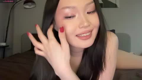 jennie_yung online show from July 19, 11:40 pm