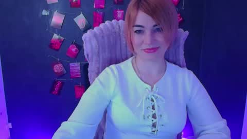 Jennifer online show from April 20, 5:54 am