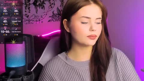 Jenni online show from December 17, 7:15 pm