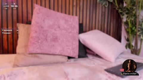     online show from December 5, 2:48 pm