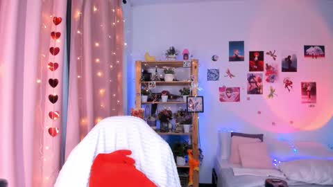 Snapshot of jenny_piper chatting on February 22, 7:01 am Jenny Piper online show from February 22, 7:01 am