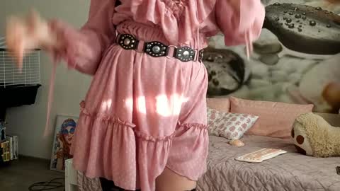 jennycutey online show from January 27, 6:52 am