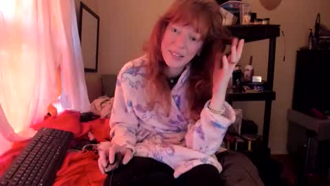 Jenn -  come to my onlyfans online show from January 10, 5:07 pm