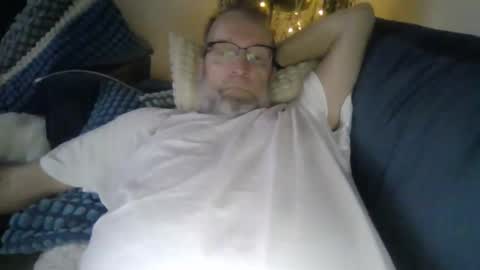 jens19651 online show from December 1, 7:06 am