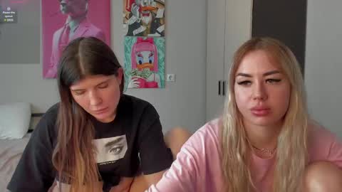 Hi hi We are Jessie and Betti online show from February 20, 10:16 am