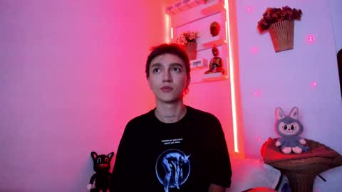 jero independent model online show from October 27, 4:34 am