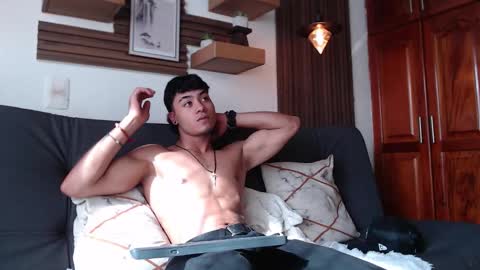 Jeremy online show from February 4, 8:35 pm