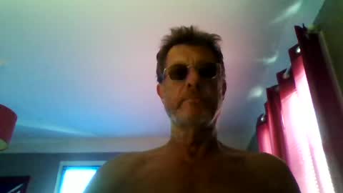 jerflor online show from June 24, 12:01 pm