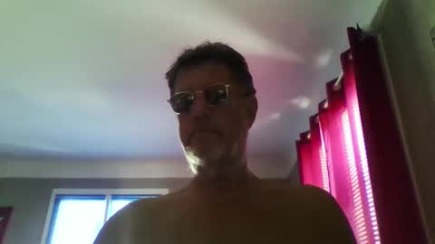 jerflor online show from May 27, 2:25 pm