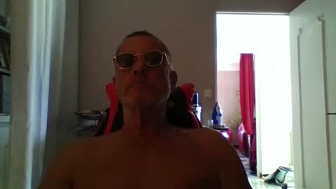 jerflor online show from October 8, 12:55 pm