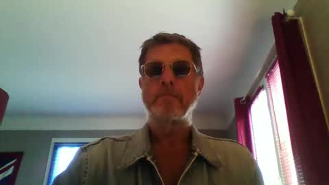 jerflor online show from June 8, 4:08 pm