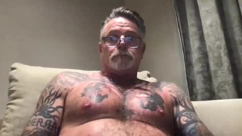 jerkoffking1904 online show from April 24, 12:34 am