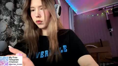 Snapshot of jerrienyhan chatting on October 11, 1:05 pm jerrienyhan online show from October 11, 1:05 pm