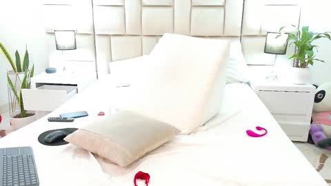 JESICA online show from February 27, 2:10 pm