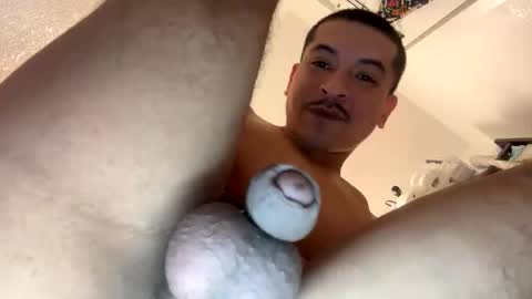 Hungjessy online show from May 13, 8:51 pm