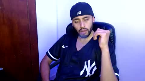 Angel  Demon online show from June 7, 9:53 pm
