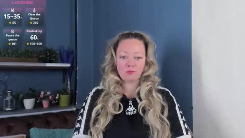 Jessica online show from October 2, 11:09 am