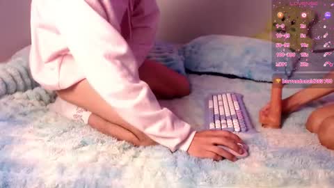 Jess And Rogger independents online show from November 22, 11:08 am