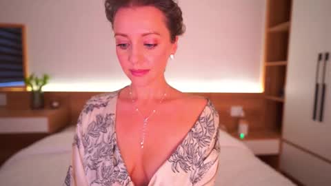 Jessica online show from September 20, 9:12 am