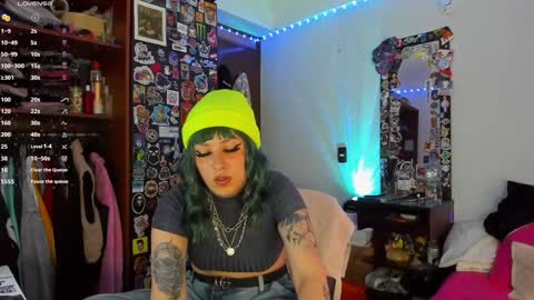 Snapshot of jessie_williams_01 chatting on February 3, 8:35 pm Your Sweet Angel online show from February 3, 8:35 pm