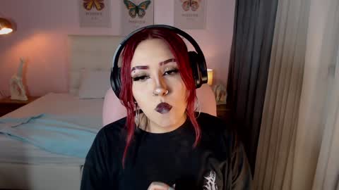 Snapshot of jessie_williams_01 chatting on January 4, 4:12 am Your Sweet Angel online show from January 4, 4:12 am