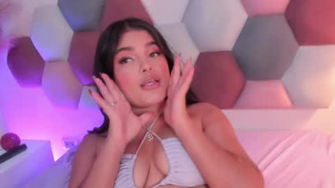 JessieCaameron online show from February 13, 7:31 pm