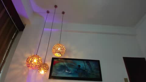 JessieCaameron online show from February 10, 1:11 pm