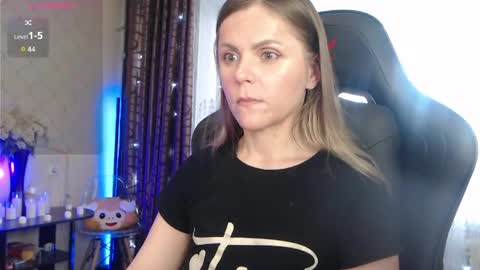 Jess online show from April 14, 12:14 am