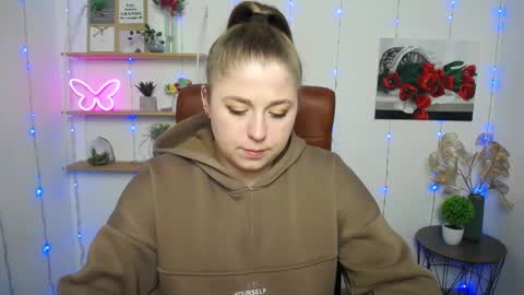 Jess online show from March 6, 10:09 am